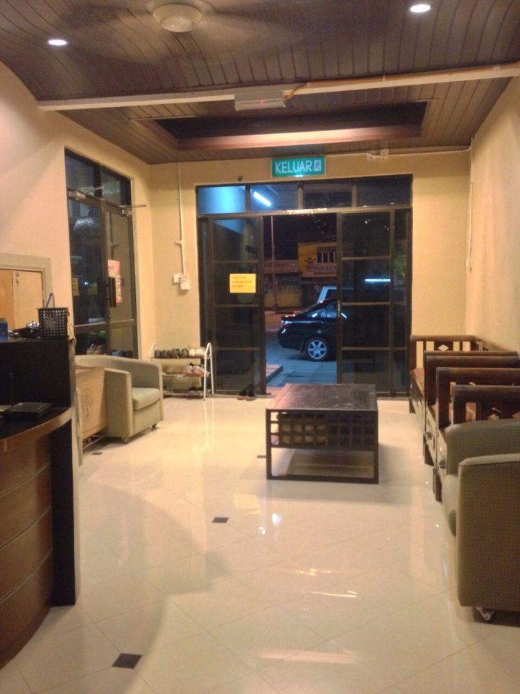 Al Inshirah Inn Kota Bharu Exterior photo